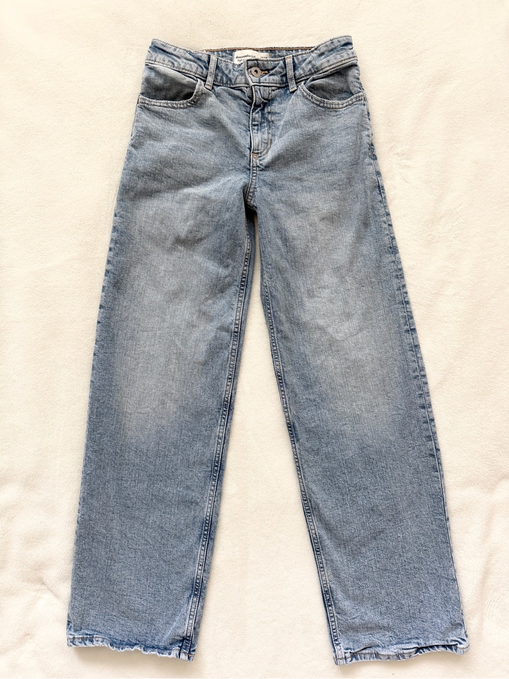 Abercrombie Kids High Rise Wide Leg Jeans 13/14 Long - Never Worn